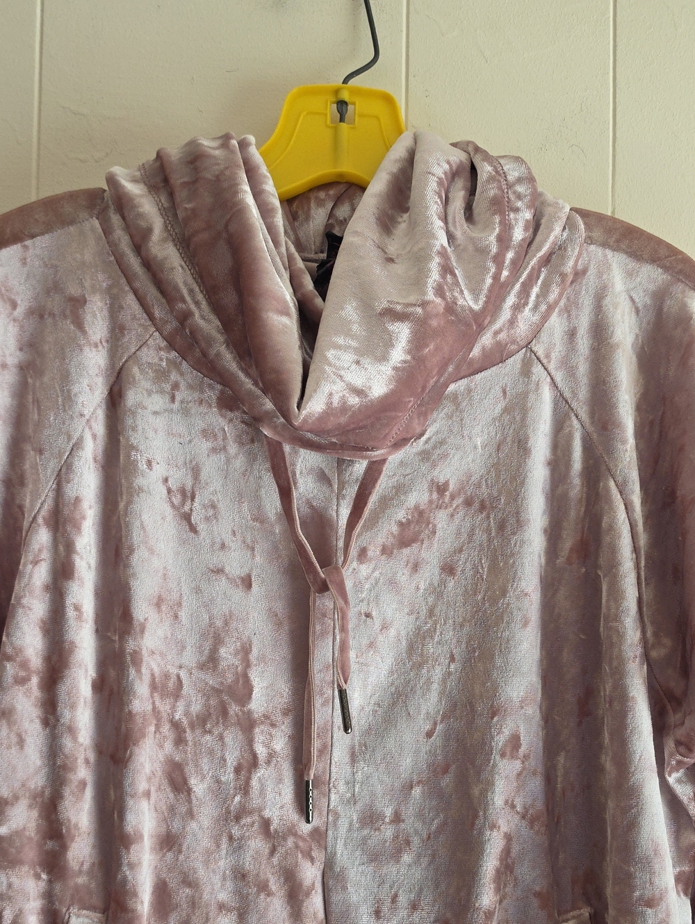 Betsy Johnson Crushed Velvet Drawstring Hoodie Cowl Neck Pink Top Size Large